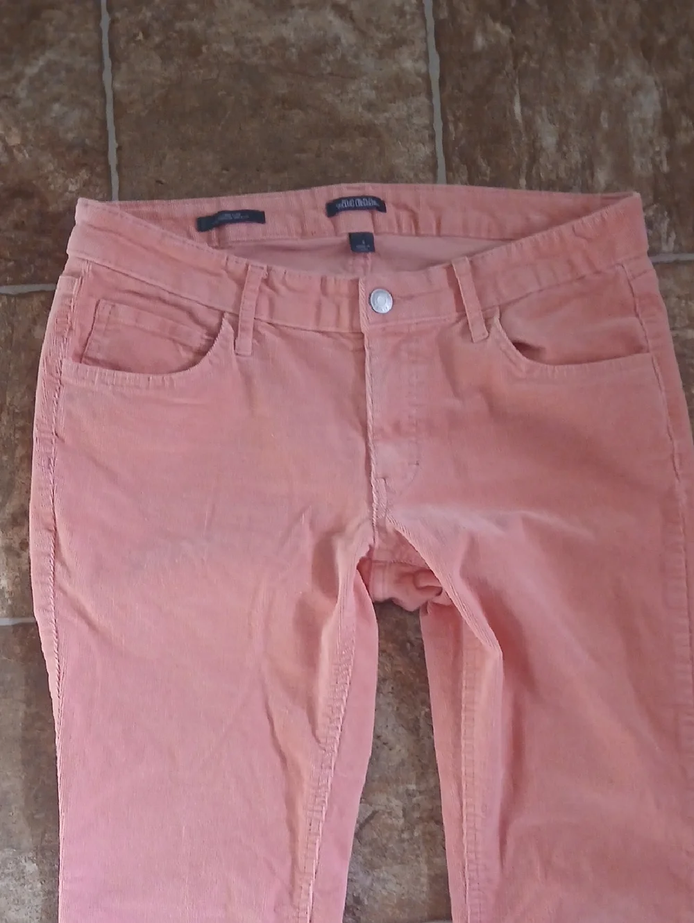 EUC Wild Fable Flare Low Rise Coral Pink Corduroy  Pants Size 8 - Picture 2 of 6